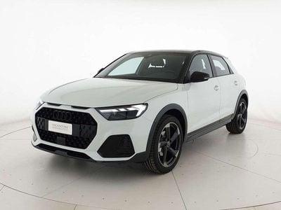 Bianco ghiacciaio metallizzato Nuova 2025 Audi A1 Ambiente Berlina | 30.700 € (Buon prezzo)