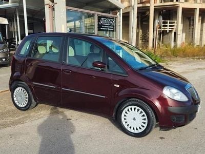 Usata Lancia Musa Silver 90 CV (66 kW) 2007 Viola Monovolume