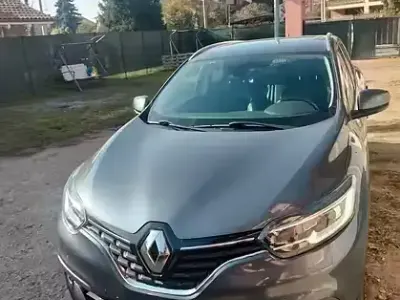 Usata Renault Kadjar 110 CV (80 kW) 2015 Blu SUV