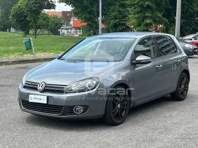 Usata VW Golf VI Highline 122 CV (89 kW) 2010 Grigio Utilitaria