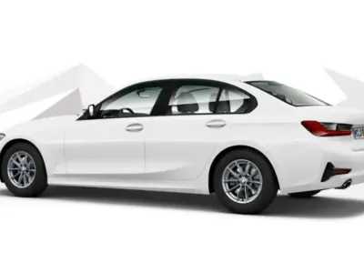 Usata BMW 330 Efficient Dynamics 245 CV (180 kW) 2023 Argento Berlina