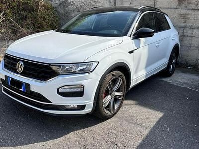 Usata VW T-Roc R-line 150 CV (110 kW) 2023 Bianco SUV