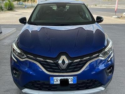 Usata Renault Captur 101 CV (74 kW) 2023 Blu SUV