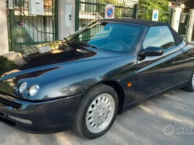 Usata Alfa Romeo GTV 150 CV (110 kW) 1995 Nero Coupé
