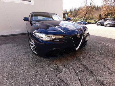 Usata Alfa Romeo Giulia 160 CV (117 kW) 2019 Blu Berlina