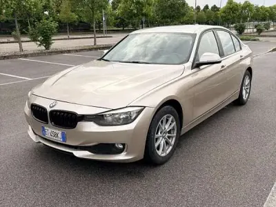 Usata BMW 318 Efficient Dynamics 143 CV (105 kW) 2013 Berlina