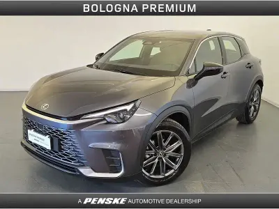 Usata Lexus LBX 91 CV (66 kW) 2025 Grigio SUV