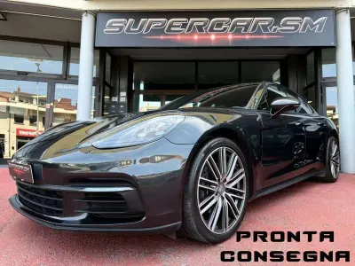Usata Porsche Panamera 330 CV (242 kW) 2017 Grigio scuro Utilitaria