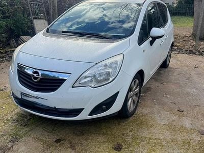 Usata 2011 Opel Meriva Monovolume | 1300 € (Super prezzo)