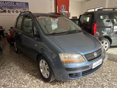 Usata Fiat Idea Emotion 101 CV (74 kW) 2005 Blu Monovolume