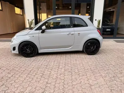 Usata Abarth 595 140 CV (102 kW) 2016 Grigio Berlina