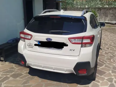 Usata Subaru XV Style 156 CV (114 kW) 2018 Bianco SUV