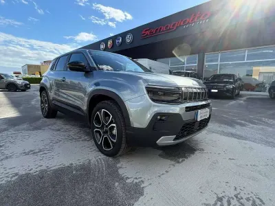 Usata Jeep Avenger EV Summit 114 kW (156 CV) 2025 Grigio granite SUV