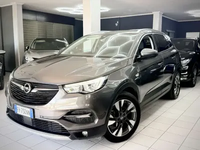 Usata Opel Crossland X Innovation 120 CV (88 kW) 2018 Other SUV