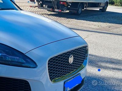 Usata Jaguar E-Pace 200 CV (147 kW) 2019 Bianco SUV