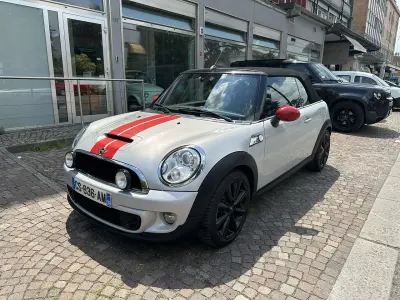 Usata Mini Cooper S Cabriolet 184 CV (135 kW) 2013 White siler Cabrio