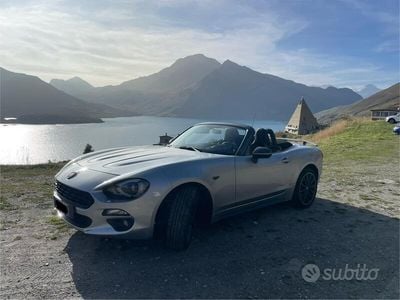 Usata Fiat 124 Spider Lusso 140 CV (102 kW) 2018 Grigio Cabrio