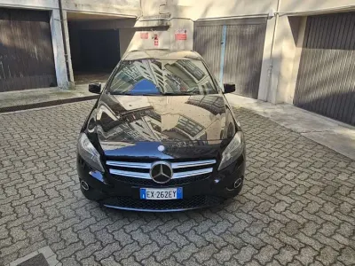 Begagnad Mercedes A180 109 HK (80 kW) 2014 Sedan