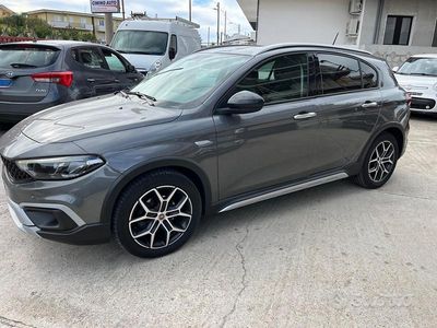 Usata Fiat Tipo Cross 131 CV (96 kW) 2021 Grigio Berlina