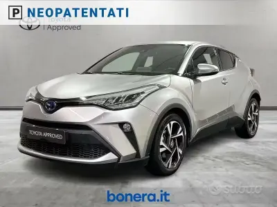 Usata Toyota C-HR Trend 122 CV (89 kW) 2022 Argento SUV