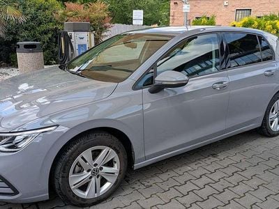 Usata VW Golf VIII Life 110 CV (80 kW) 2021 Blu/azzurro Berlina