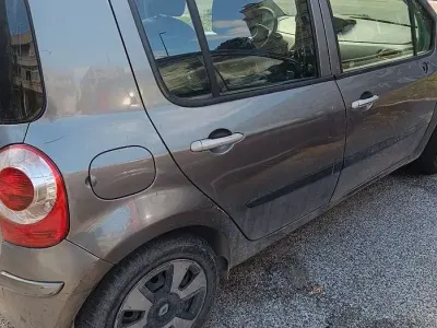 Usata Renault Modus 85 CV (62 kW) 2007 Grigio Monovolume