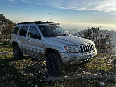 Usata Jeep Grand Cherokee Overland 163 CV (119 kW) 2004 Argento SUV