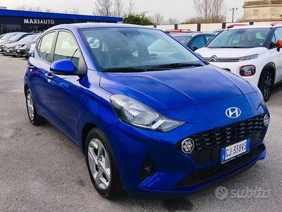 Usata Hyundai i10 Prime 66 CV (48 kW) 2022 Blu Utilitaria