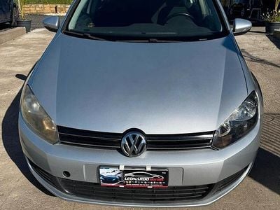 Begagnad VW Golf VI Comfortline 105 HK (77 kW) 2011 Silver Halvkombi