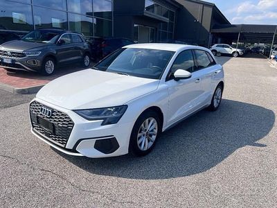 Usata Audi A3 149 CV (109 kW) 2022 Berlina