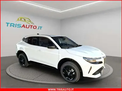 Nuova Alfa Romeo GT Junior Sprint 136 CV (100 kW) 2026 Bianco SUV