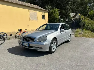 Usata Mercedes 200 163 CV (119 kW) 2003 Grigio Station wagon