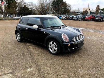 Nero Usata 2004 Mini Cooper Utilitaria | 2900 € (Buon prezzo)