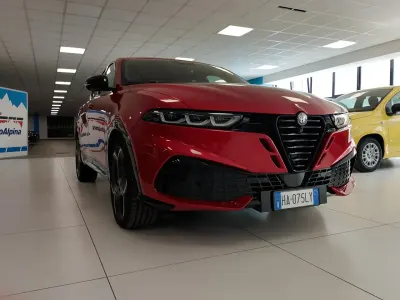 Usata Alfa Romeo Tonale 130 CV (95 kW) 2025 Rosso SUV