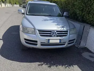 Usata VW Touareg R 174 CV (127 kW) 2004 Grigio SUV