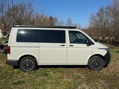Usata VW Caravelle 150 CV (110 kW) 2021 Grigio Monovolume