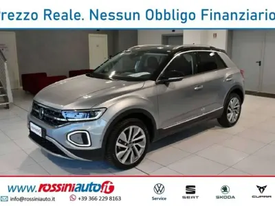 Usata VW T-Roc Style 150 CV (110 kW) 2023 Pyrit silver tetto nero SUV