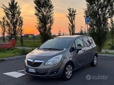 Occasion Opel Meriva 120 ch (88 kW) 2013 Gris Monospace