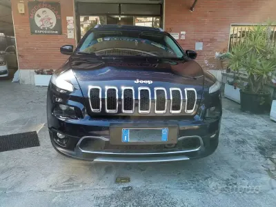 Usata Jeep Cherokee Limited 170 CV (125 kW) 2014 Bluazzurro SUV