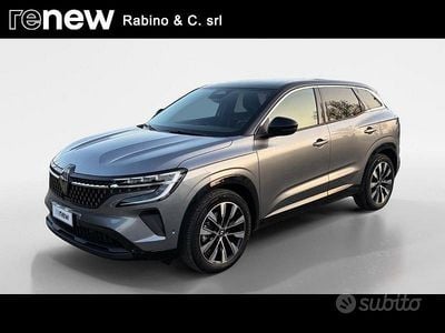 Usata Renault Austral Techno 200 CV (147 kW) 2023 Grigio SUV