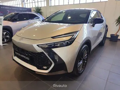 Usata Toyota C-HR Lounge 223 CV (164 kW) 2025 Argento SUV