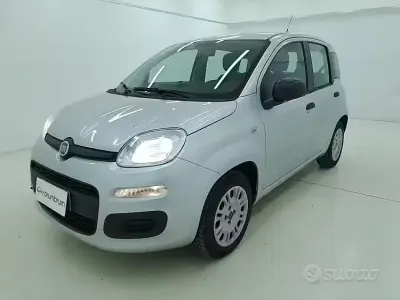 Gebraucht Fiat Panda Easy 69 PS (50 kW) 2017 Grau Kleinwagen