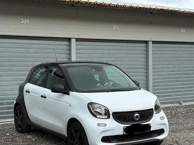Bianco Usata 2015 Smart ForFour Utilitaria | 8999 € (Buon prezzo)