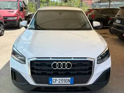 Usata Audi Q2 Advanced 116 CV (85 kW) 2023 Bianco SUV
