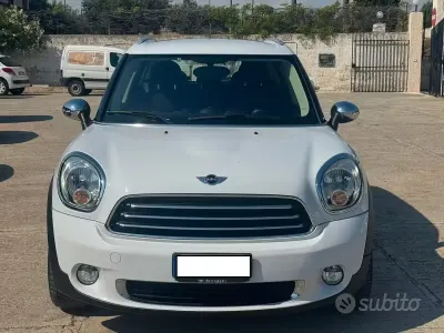 Usata Mini One Countryman 90 CV (66 kW) 2014 Bianco SUV