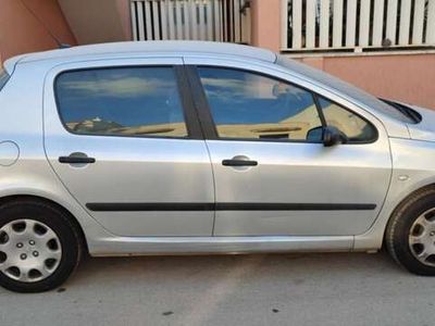 usata Peugeot 307 5pt 1.4 benzina 110000 km