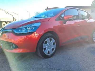 Usata Renault Clio IV 72 CV (52 kW) 2013 Rosso Berlina