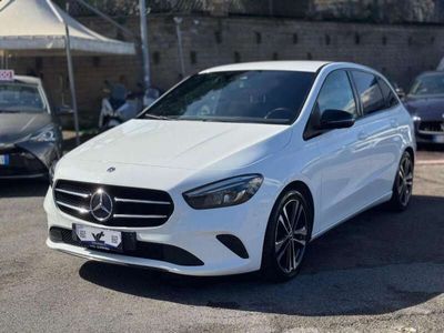 Mercedes B200