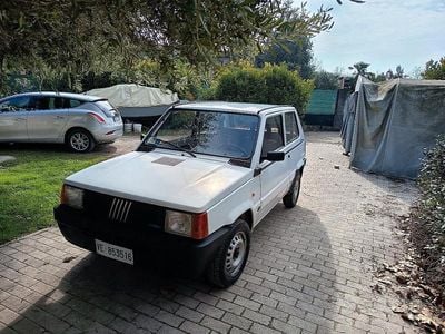 Usata Fiat 750 Young 34 CV (25 kW) 1991 Bianco Berlina