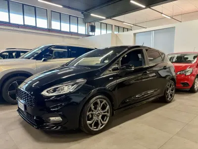 Usata Ford Fiesta ST-Line 86 CV (63 kW) 2019 Nero Utilitaria